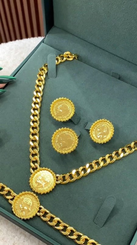 طقم ليرات 4 قطع