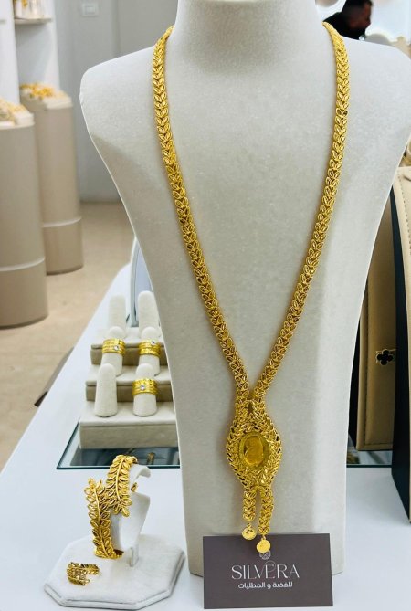 عقد سبلة طويل