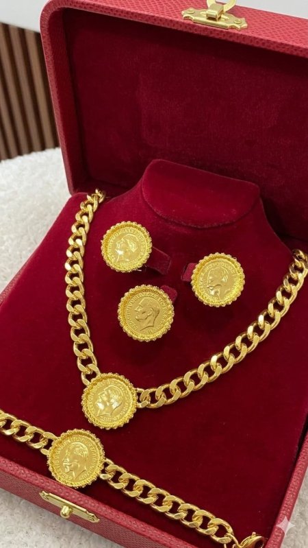 طقم ليرات زرد