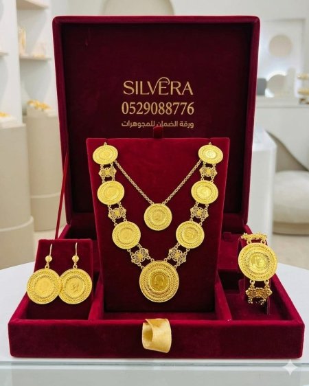 طقم قلادة ليرات 4 قطع