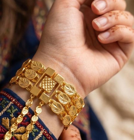 سوارة حلبي 3 طبقات مع ليرة